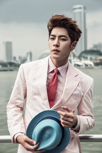 Hong JongHyun Profile