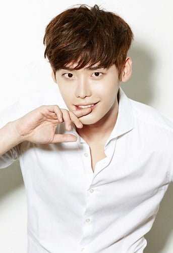 Lee JongSuk Profile