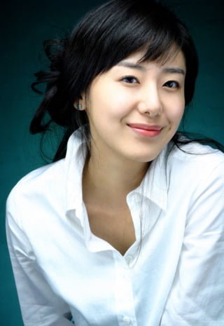 Yun JungHee Profile