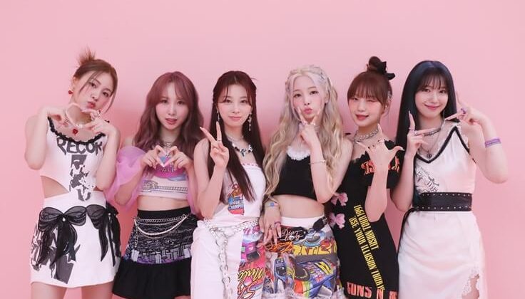 Rocket Punch releases 2nd single FLASH music video