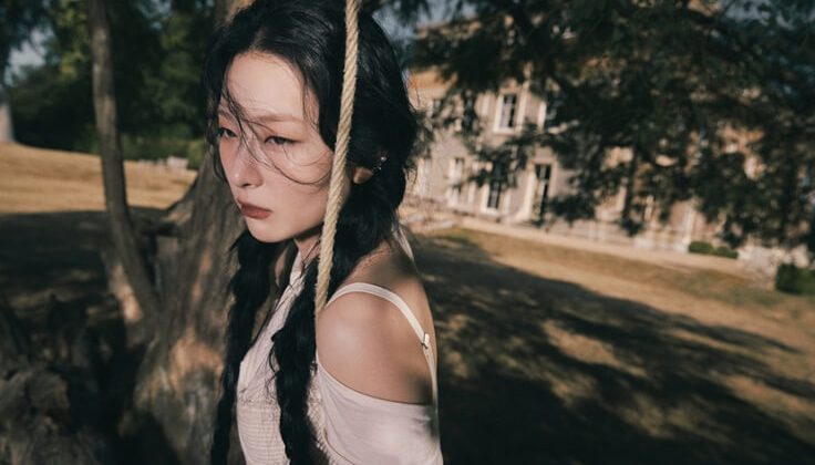 Red Velvet’s Seulgi escapes from chains in ’28 Reasons’ solo debut MV