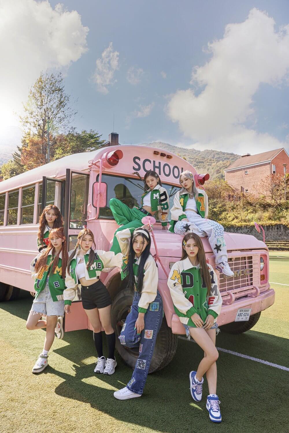 Knewsinfo ICHILLIN' rule school in 'Draw (MY TIME)' MV
