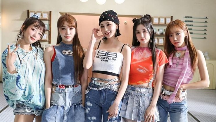 A Pink try to live life in ‘D N D’ MV