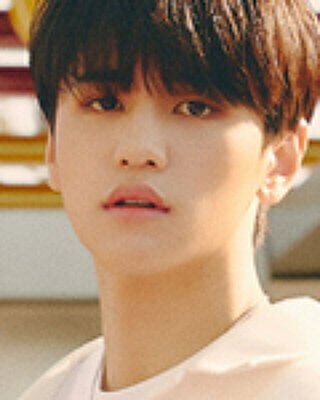 knews.info K-POP  8turn1.jpg