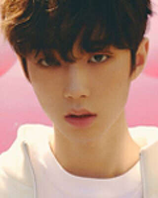 knews.info K-POP  8turn3.jpg