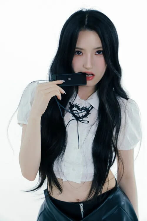 knews.info K-POP  iii1.jpg