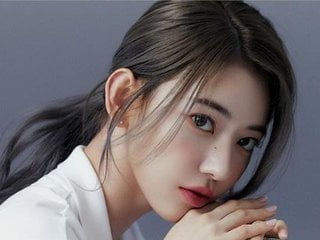 knews.info K-POP  lesserafim1.jpg