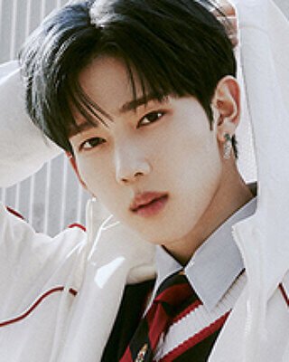 knews.info K-POP  lun82.jpg