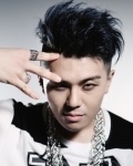 knews.info K-POP  mik3.jpg